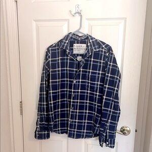 Frank & Eileen Blue Casual Button Down Shirt
